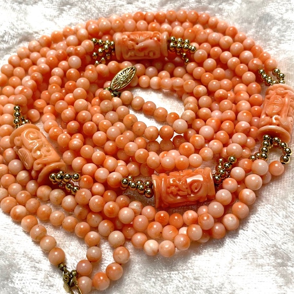 Vintage Angel Skin Coral 14K Gold Carved Shou Bead Triple Strand Necklace - Picture 5 of 12